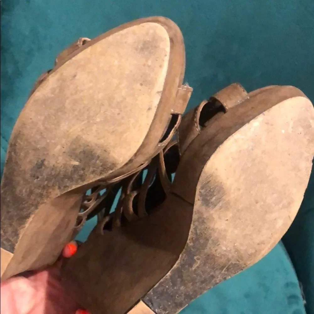 MLE Suede Brown Wedge Sandal Good Condition Size 8